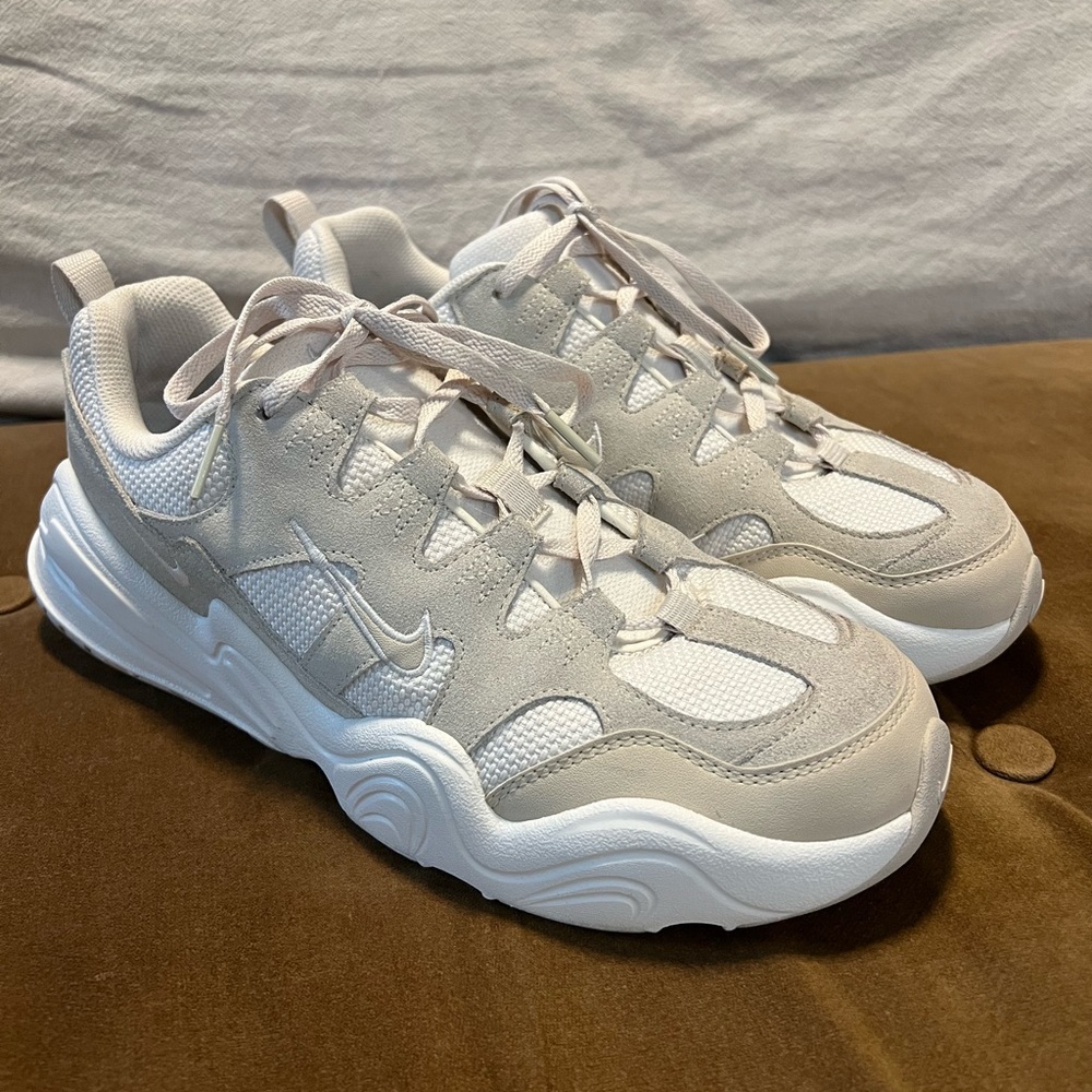 Nike White and Cream Athletic Shoes
